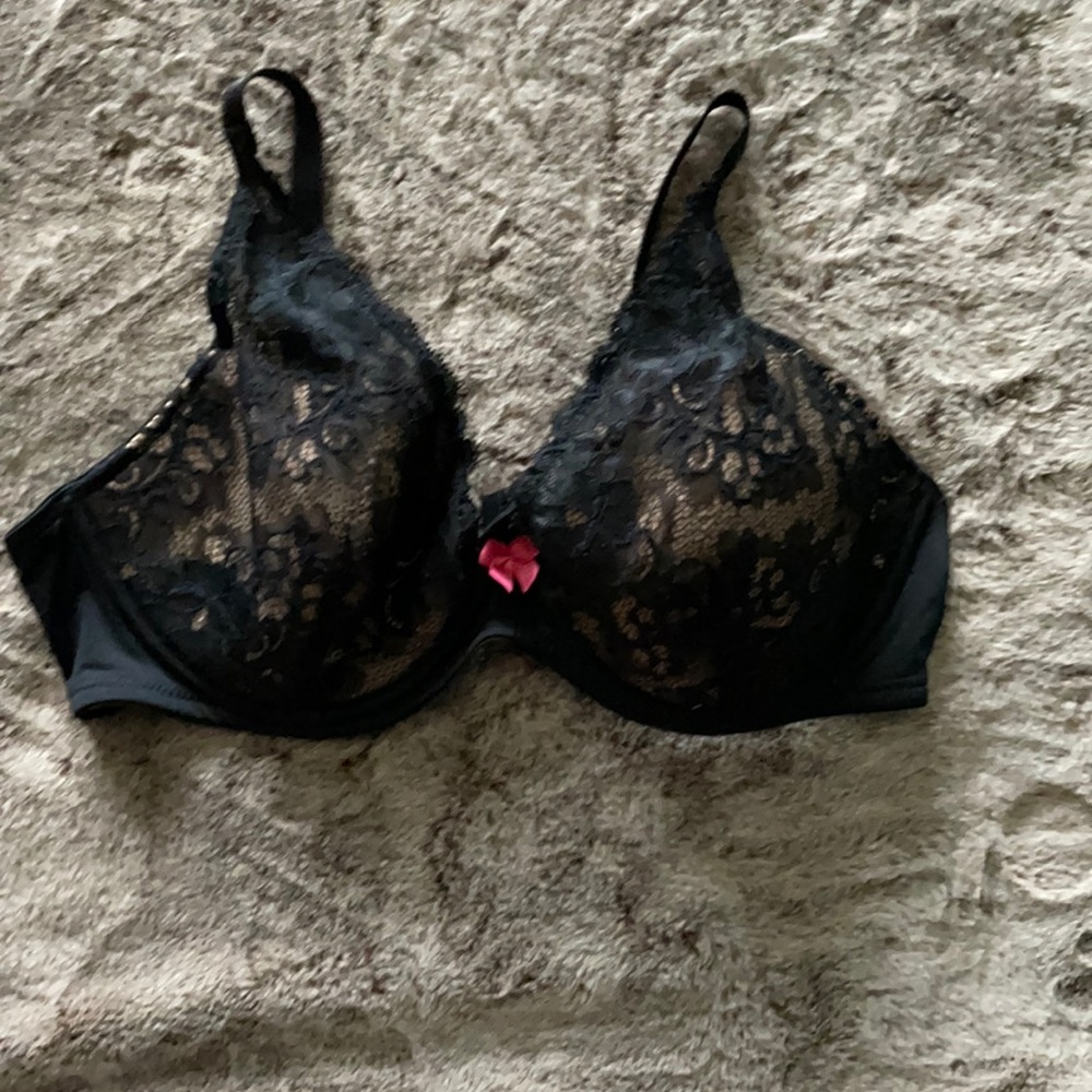 Adore Me light padded bra